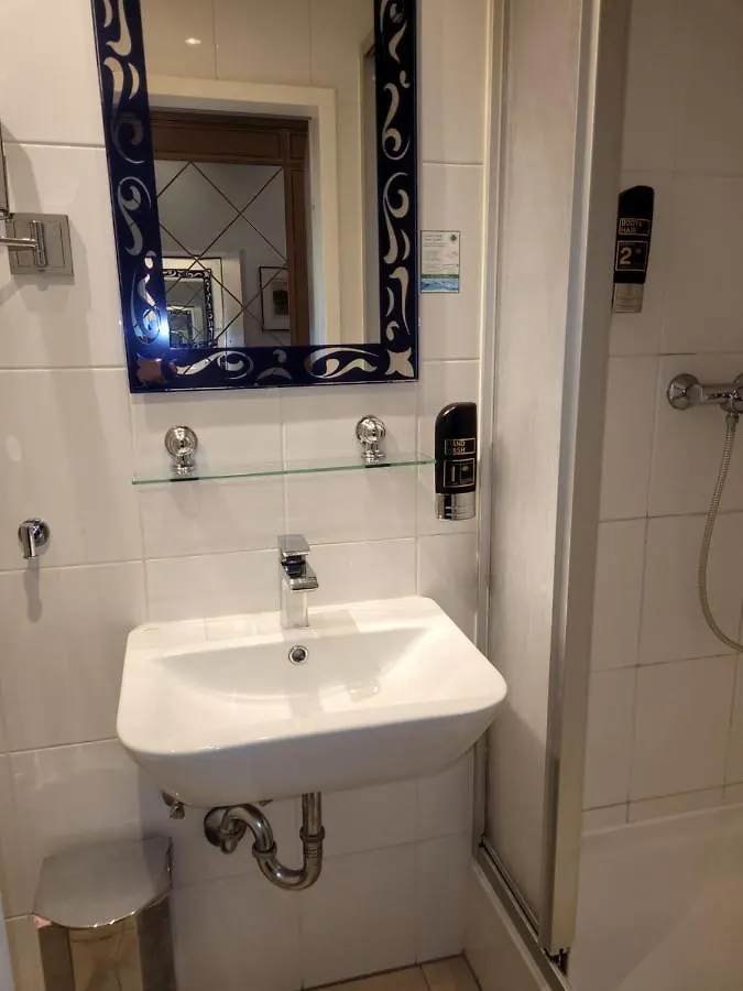 Hotel Franken An Der Messe Frankfurt nad Mohanem 3*,  Německo