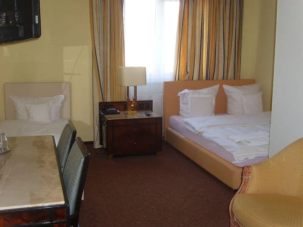Hotel Franken An Der Messe Frankfurt am Main
